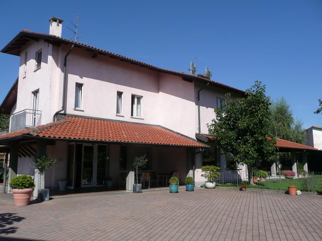 Cravero Rooms Caltignaga Exteriör bild